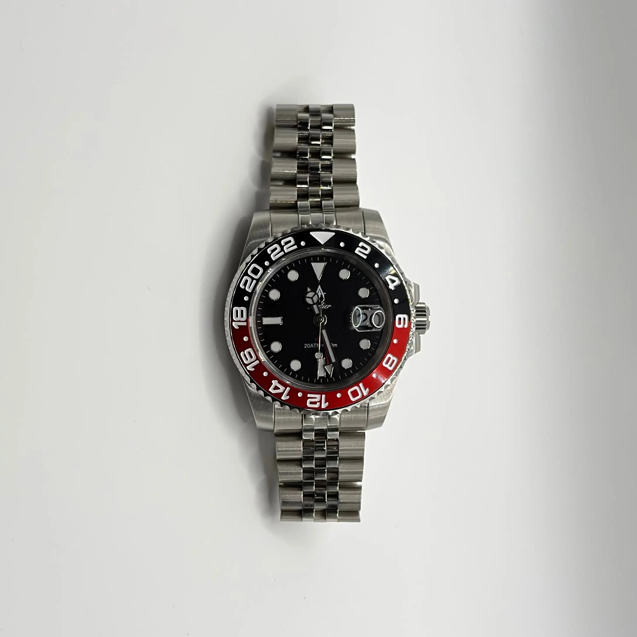 CRIMSON GMT ATELIER